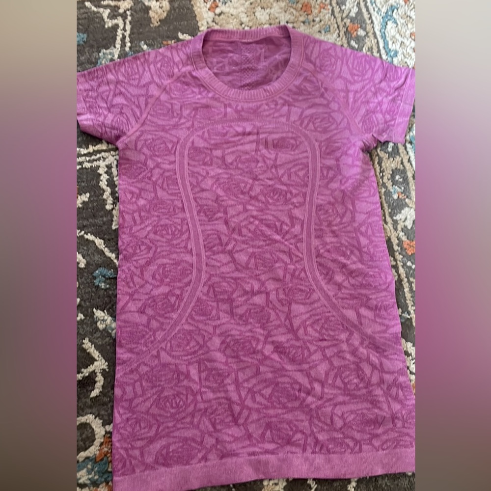 purple lululemon swiftly tech size 6
